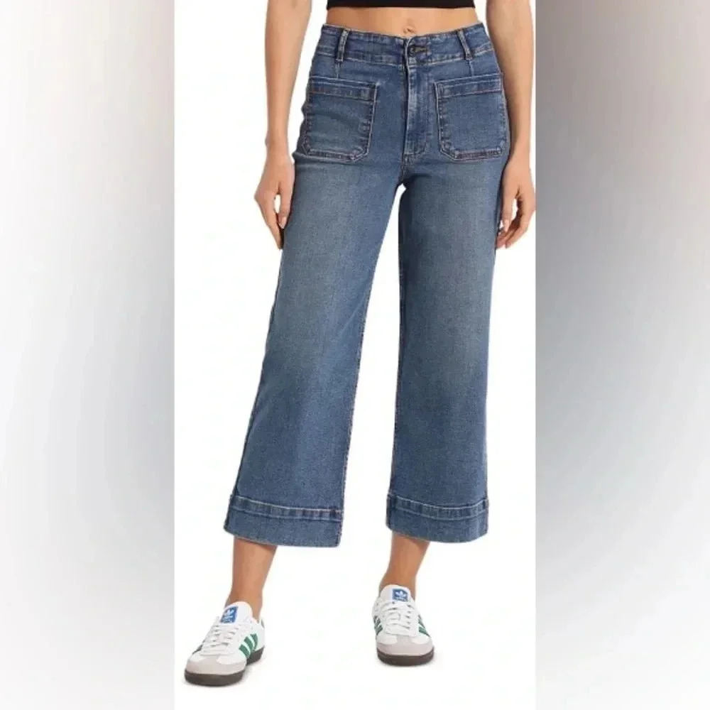 Bagatelle High Rise Cropped Straight Jeans in Soho Wash